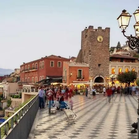 Apartment Taormina By The Sea *