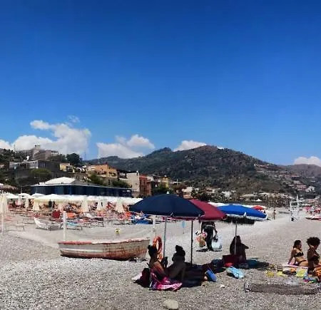 Taormina By The Sea Apartment *